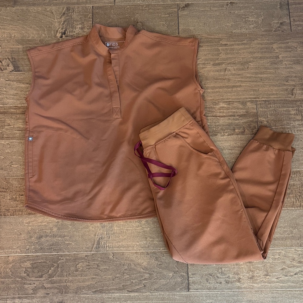Figs Women's Mocha